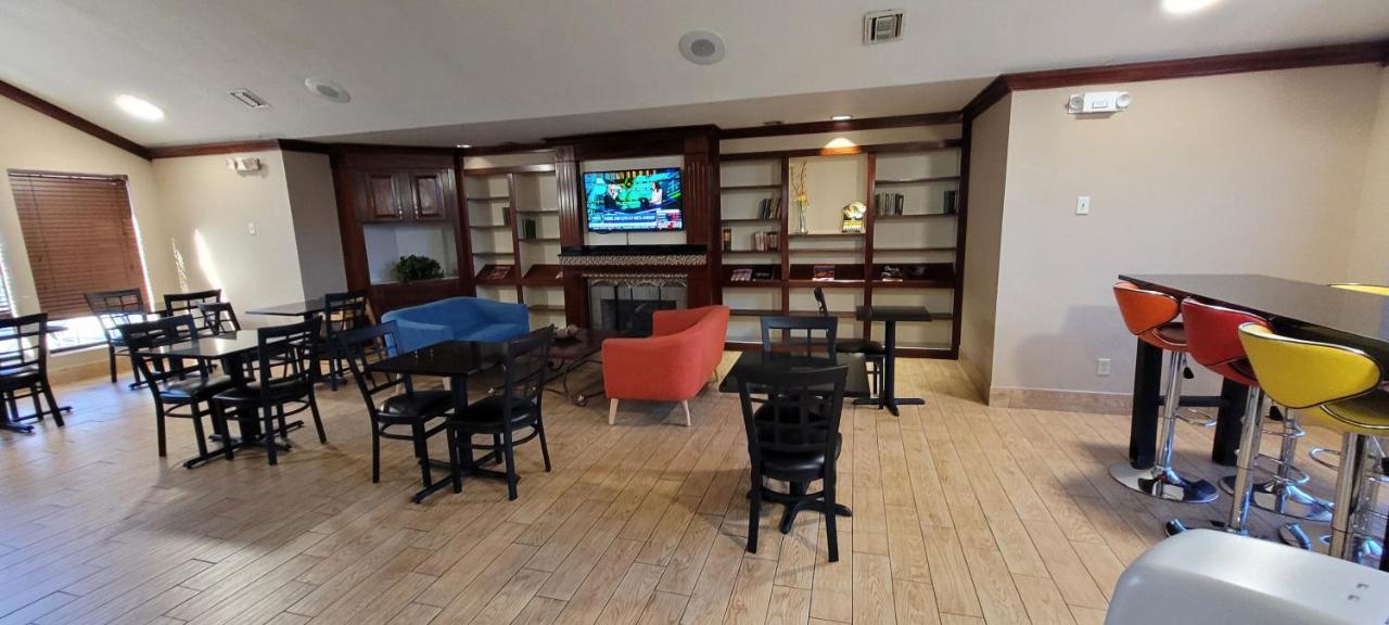 Quality Inn & Suites Columbia I-70 Eksteriør bilde