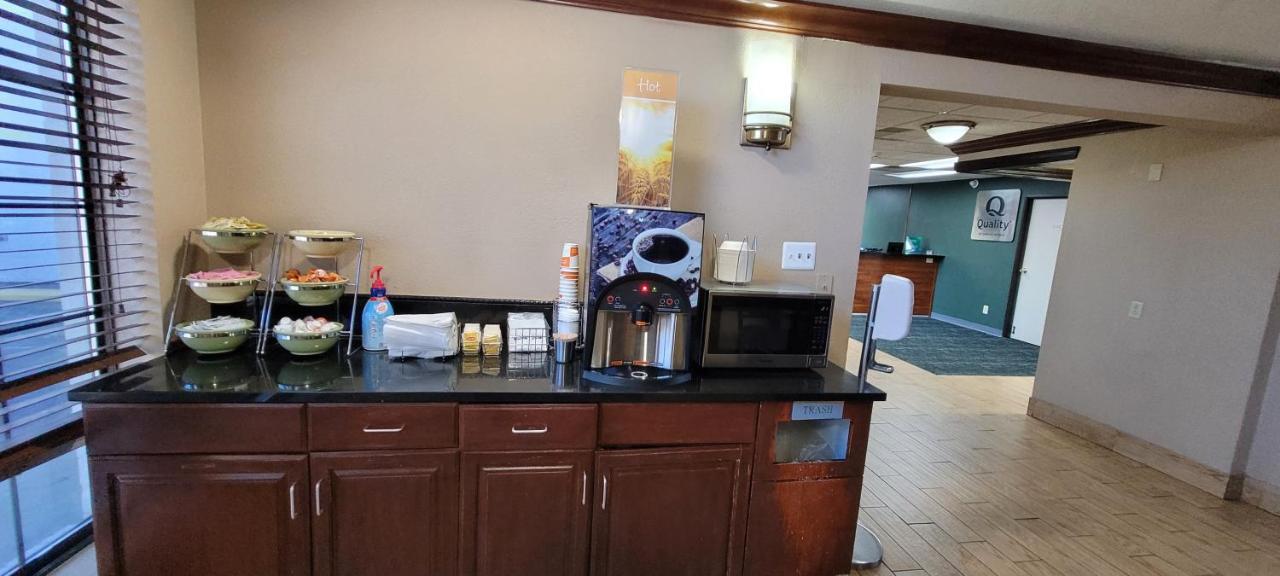 Quality Inn & Suites Columbia I-70 Eksteriør bilde
