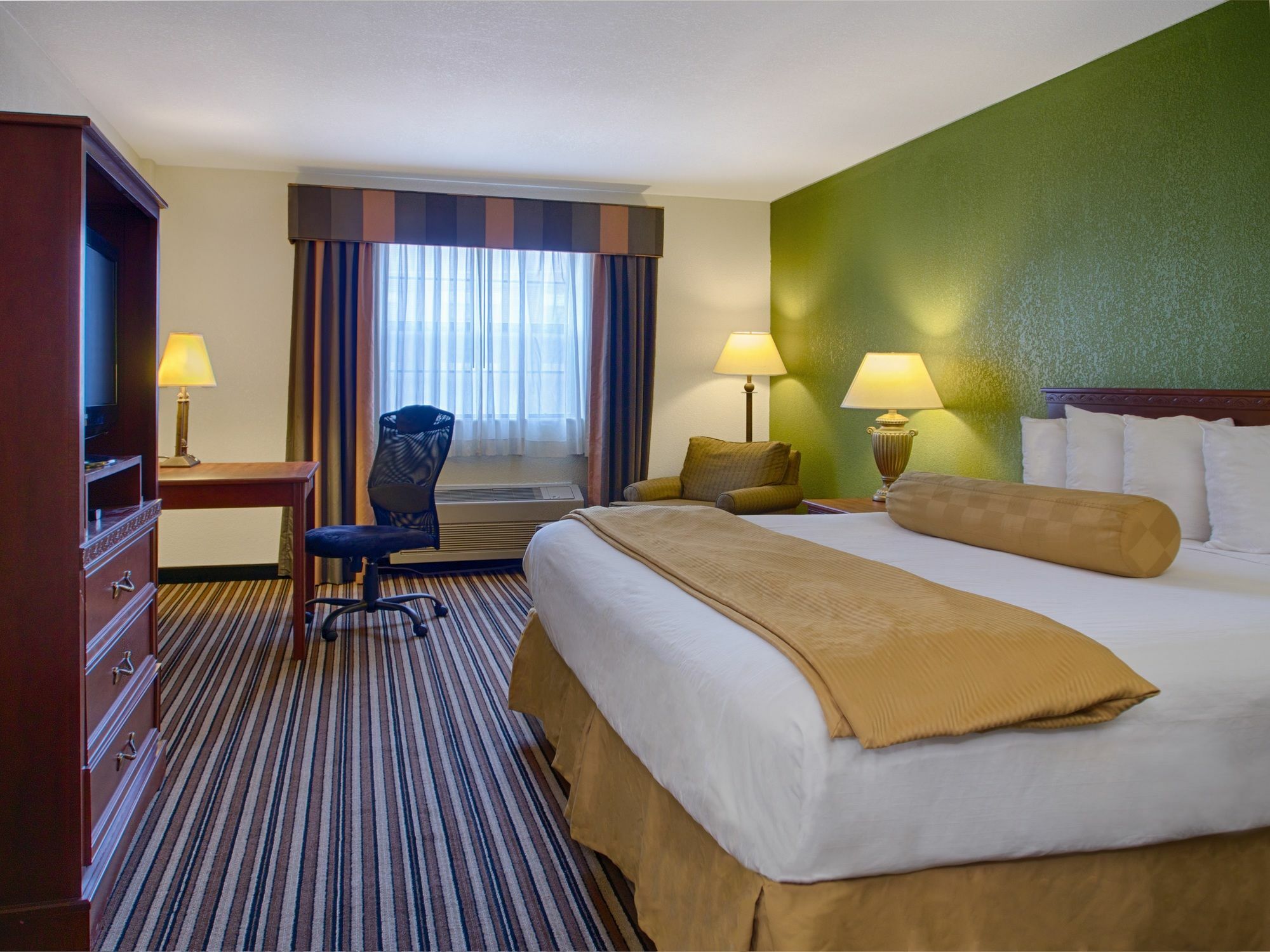 Quality Inn & Suites Columbia I-70 Eksteriør bilde