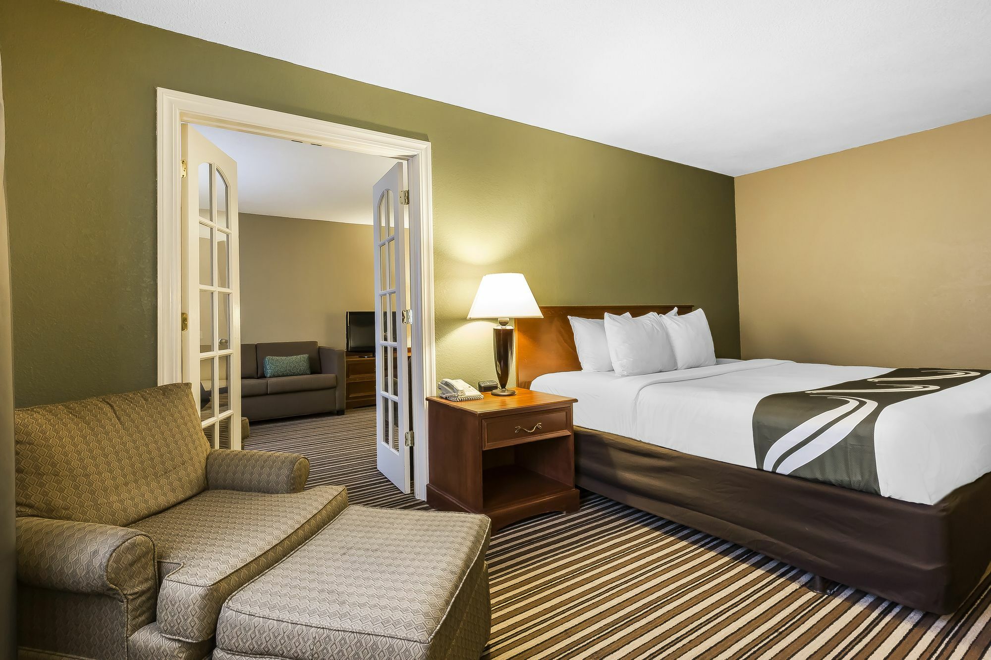 Quality Inn & Suites Columbia I-70 Eksteriør bilde